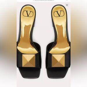 Valentino Garavani. One Stud CalfSkin Slide Sandal . Size 41